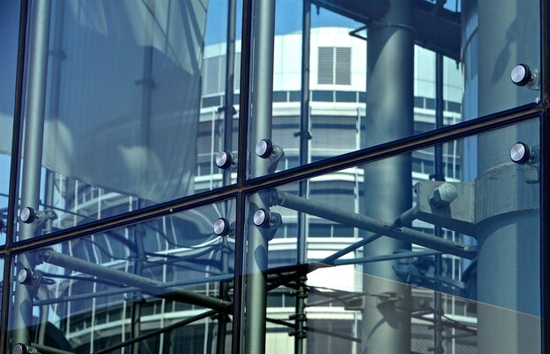 Mitered corner glass